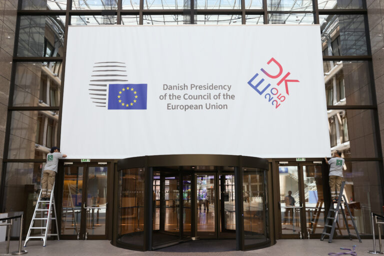 Det danske formandskabs banner